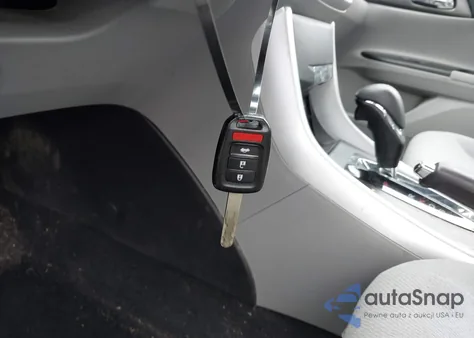 2013 Honda Accord Lx z USA, uszkodzony, nr VIN 1HGCR2F3XDA004431